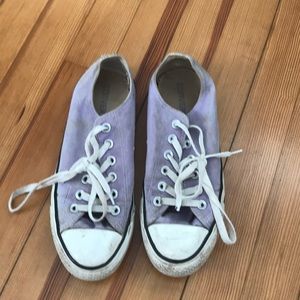 🌞SUPER CUTE VIOLET CONVERSES 🌞